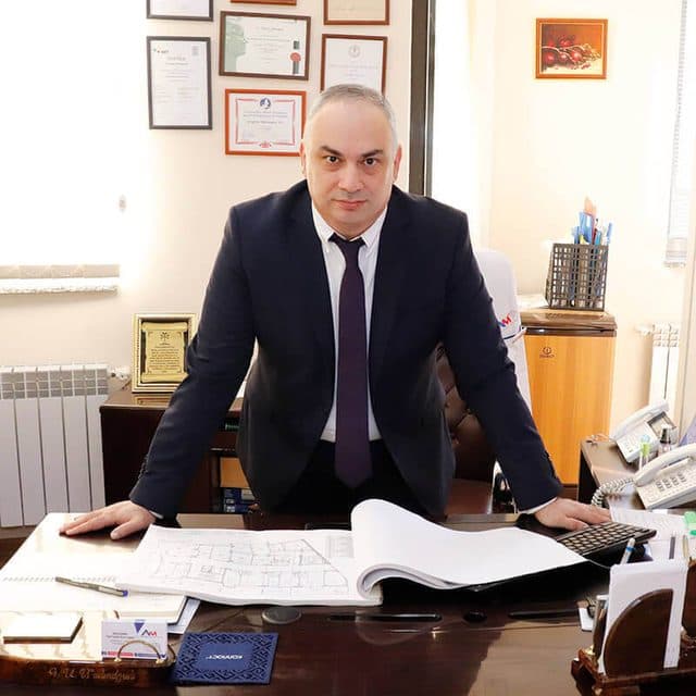Григорий Манукян