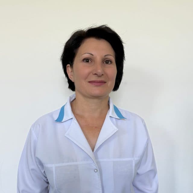 Бела Хачатрян