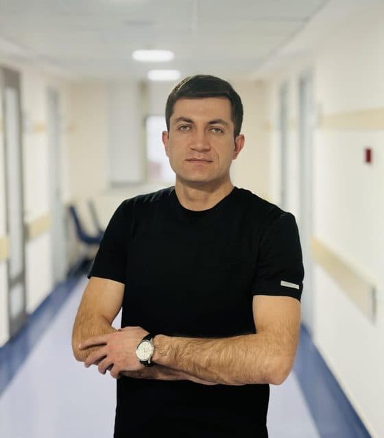 Гарри Мнацаканян